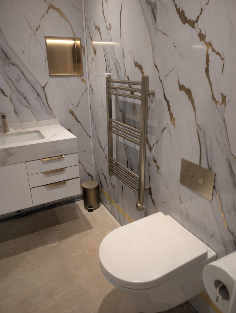 396ad91d-c375-46e5-a38c-42da6b16a759